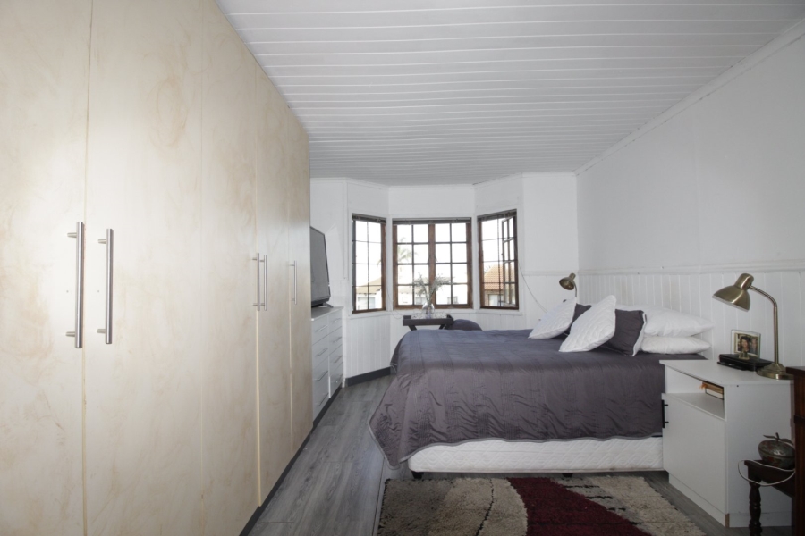 3 Bedroom Property for Sale in Wavecrest Eastern Cape